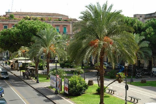 Locami Holiday&Rooms Jolanda Suite CTA Exterior foto